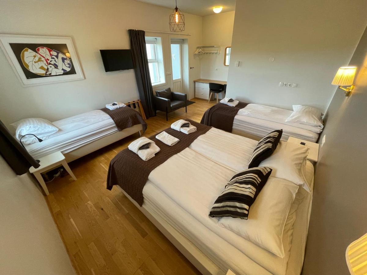 Hotel Laekur เฮลลา ภายนอก รูปภาพ